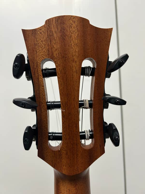 Lag Tramontane TN170ASCE Slim Auditorium Acoustic Guitar w/Electronics- Natural B-Stock