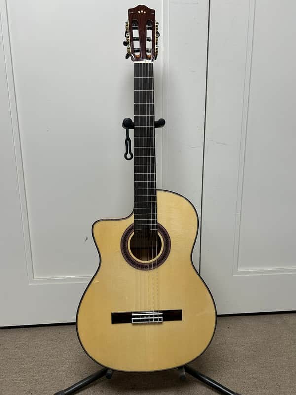 Cordoba GK Studio Lefty Nylon String Left Handed Acoustic Guitar w/Electronics - Natural