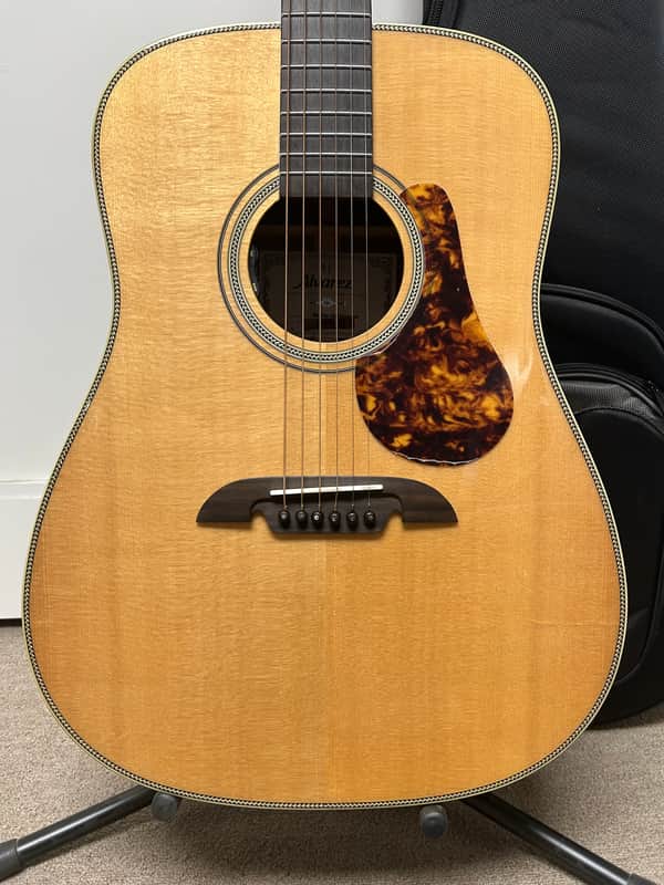 Alvarez Masterworks MD60e Herringbone Dreadnought Acoustic Guitar w/Electronics - Natural