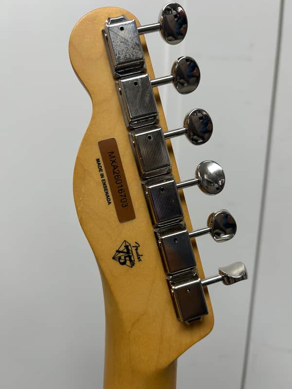 Fender 75th Anniversary Player II Telecaster - Daphne Blue