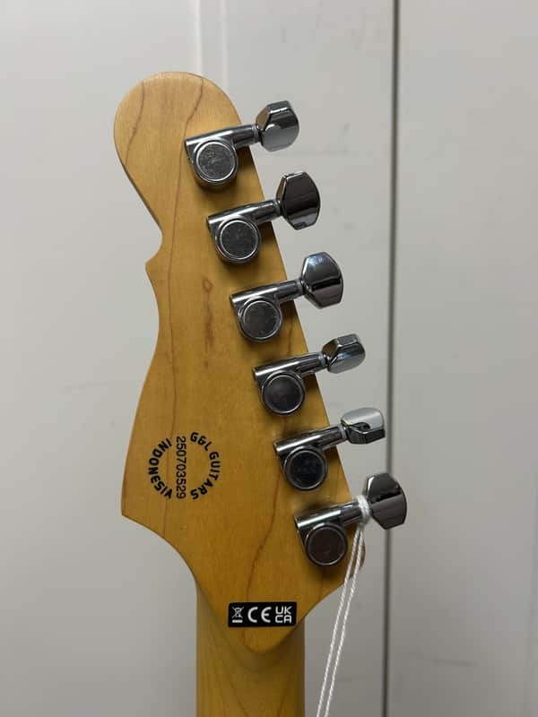 G&L Tribute Series Legacy HSS Electric Guitar w/Maple Fretboard - 3-Tone Sunburst