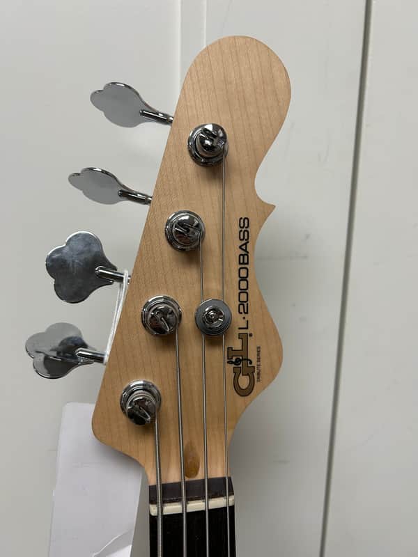 G&L Tribute Series L-2000 Bass w/Rosewood Fretboard - 3 Tone Sunburst