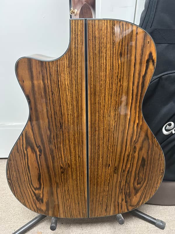 Cort Gold Series A6 Auditorium Bocote Acoustic Guitar with Electronics - Natural
