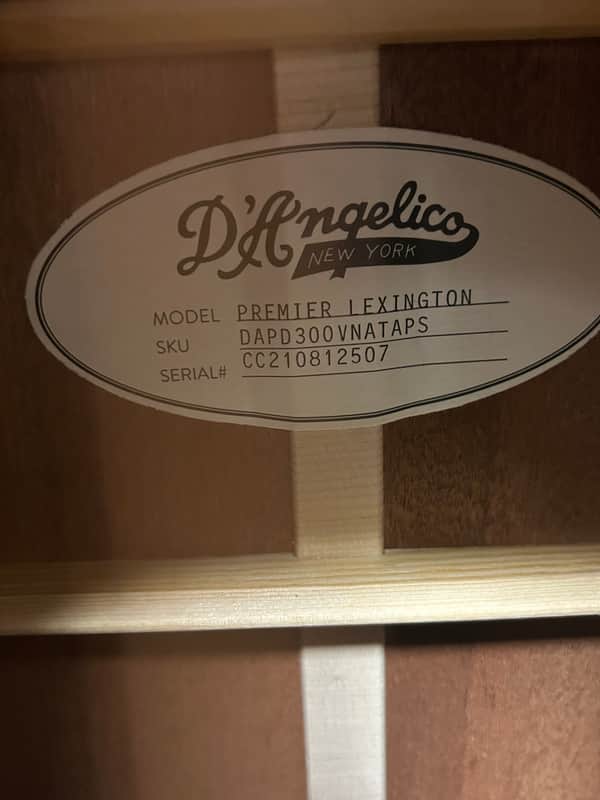 D'Angelico Premier Lexington Dreadnought Acoustic Guitar w/Electronics - Vintage Natural
