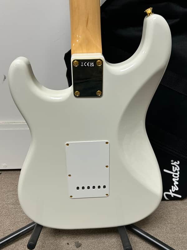Fender Made in Japan Traditional 60s Stratocaster 2025 - White Pearl