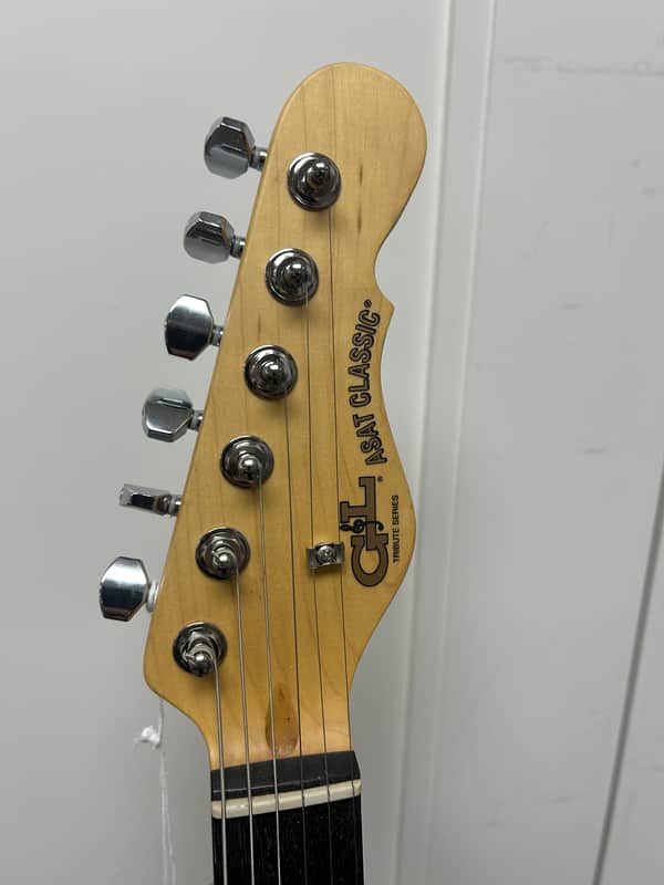 G&L Tribute Series ASAT Classic Bluesboy Electric Guitar w/Rosewood Fretboard - Candy Apple Red