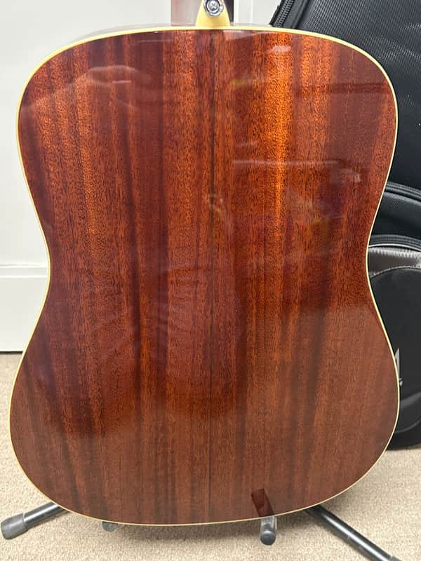Alvarez Masterworks MD60e Herringbone Dreadnought Acoustic Guitar w/Electronics - Natural