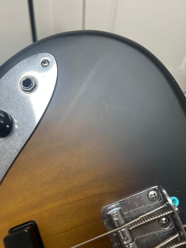 Squier 40th Anniversary Vintage Edition Jazz Bass - Satin Wide 2-Color Sunburst