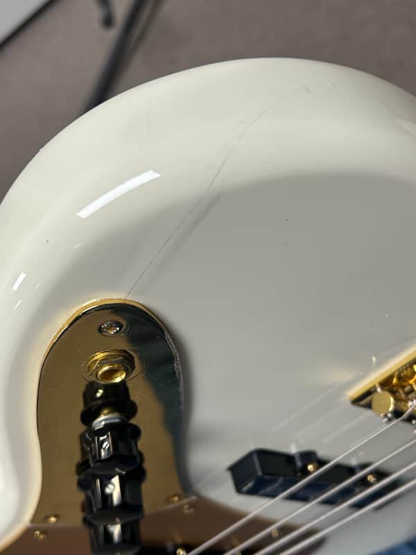 Squier 40th Anniversary Gold Edition Jazz Bass - Olympic White