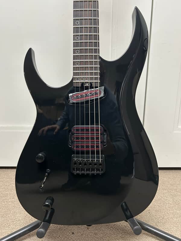 Schecter Sunset-6 Triad Left-Handed Electric Guitar - Black