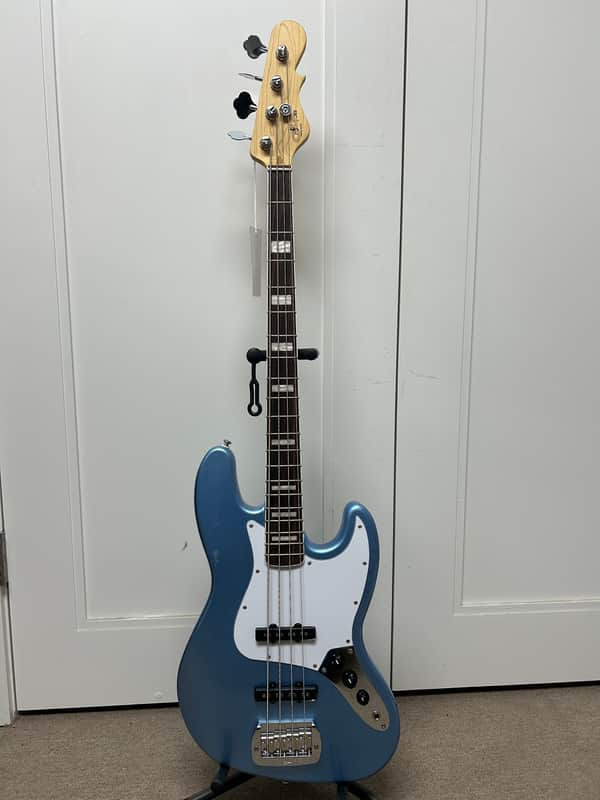 G&L Tribute Series JB Electric Bass Guitar - Lake Placid Blue
