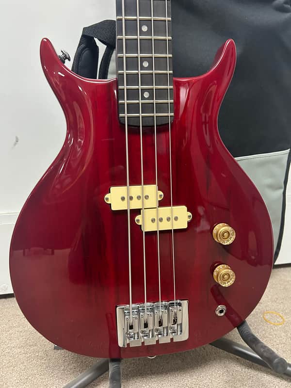 Washburn SB4R Wing Series Scavenger Bass - Trans Red w/Free Gigbag