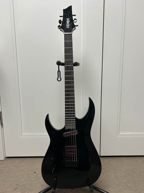 Schecter Sunset-6 Triad Left-Handed Electric Guitar - Black