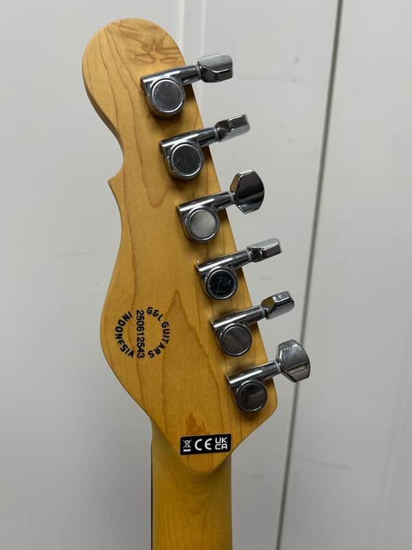 G&L Tribute Series ASAT Classic Bluesboy Electric Guitar w/Rosewood Fretboard - Lake Placid Blue