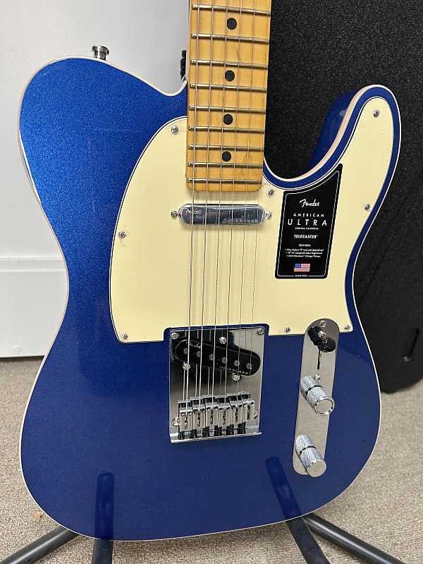 Fender American Ultra Telecaster with Maple Fretboard - Cobra Blue