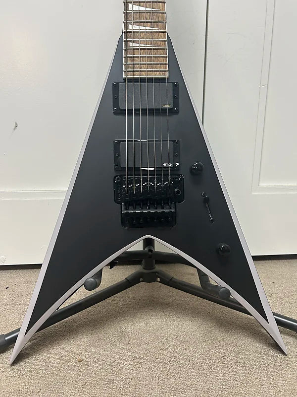 Jackson X Series King V KVX-MG7 Guitar - Satin Black w/Grey Bevels