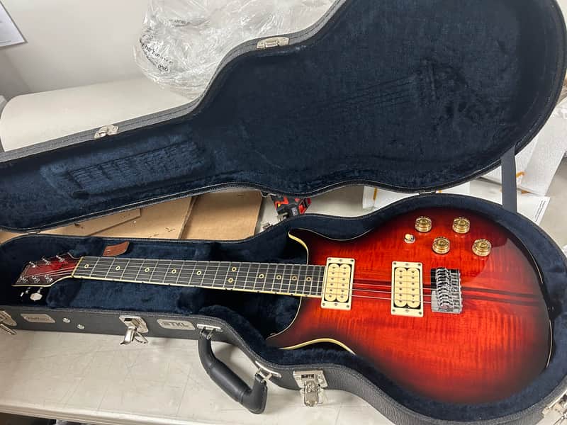 Washburn USA HAWK1-VSB Wing Series American Hawk Electric Guitar - Vintage Sunburst B-Stock