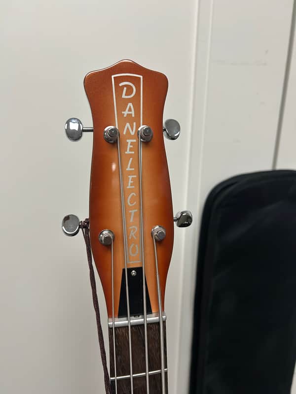 Danelectro Longhorn Bass Left-Handed - Copper Burst - Brand New w/Free Gigbag