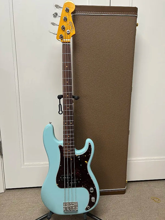 Fender American Vintage II '60 Precision Bass - Daphne Blue