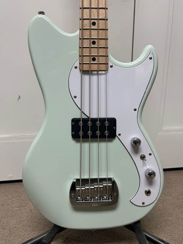 G&L Tribute Series Fallout Short Scale Bass w/Maple Fretboard -Surf Green