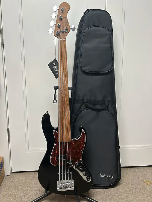 Sadowsky MetroExpress Hybrid P/J Bass 5-String FRETLESS with Pau Ferro Fretboard - Solid Black