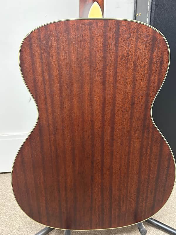 Fender Paramount PR-180E Resonator w/Electronics - Aged Cognac Burst