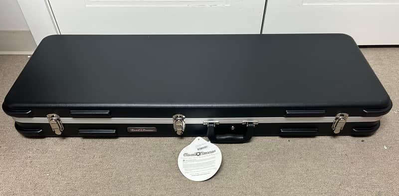 Road Runner RRMEG ABS Molded Electric Guitar Case - Black