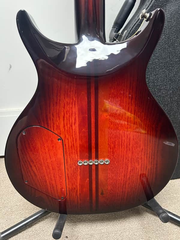 Washburn USA HAWK1-VSB Wing Series American Hawk Electric Guitar - Vintage Sunburst B-Stock