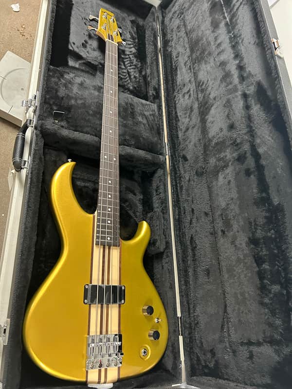 Aria Pro II SB-700 Four String Bass Guitar - Gold Wing w/Free Hard Case