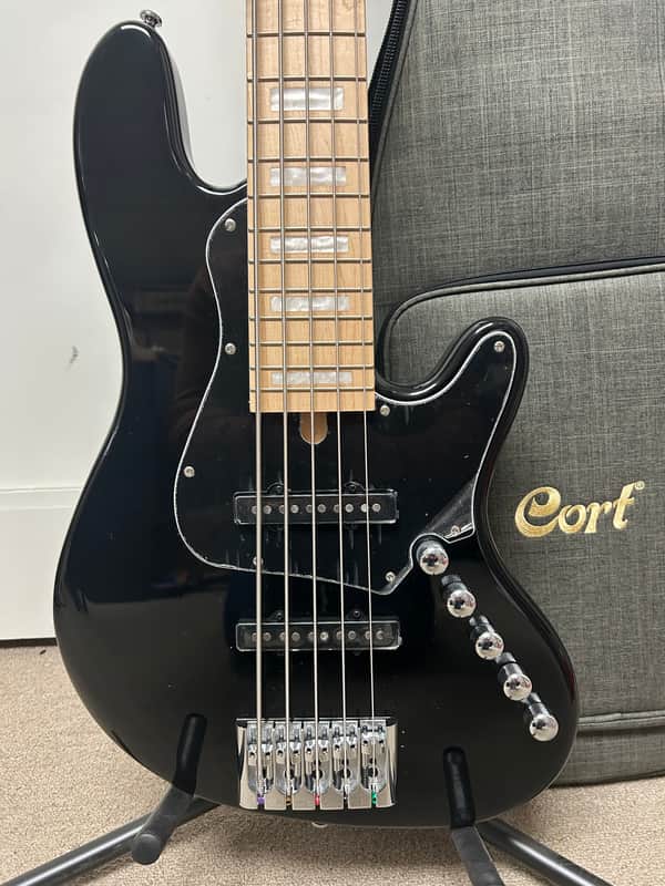 Cort Elrick NJS 5 String Bass Guitar - Black B-Stock