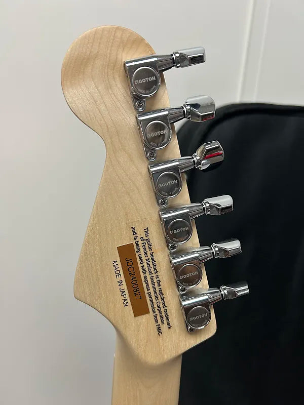 Charvel MJ So-Cal Style 1 HSS FR Electric Guitar - Snow White