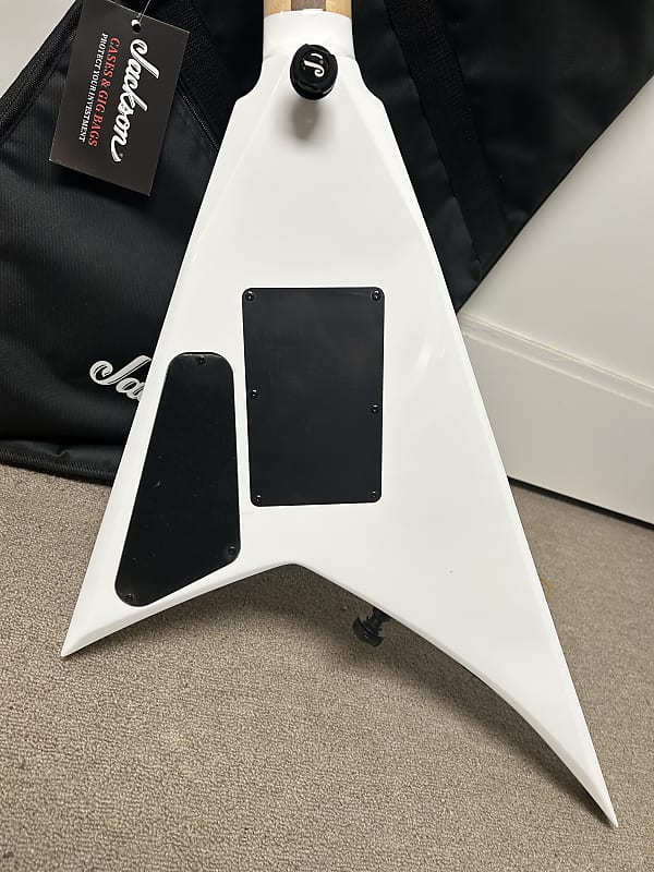 Jackson Pro Plus Series RR24 Rhoads Electric Guitar - Snow White