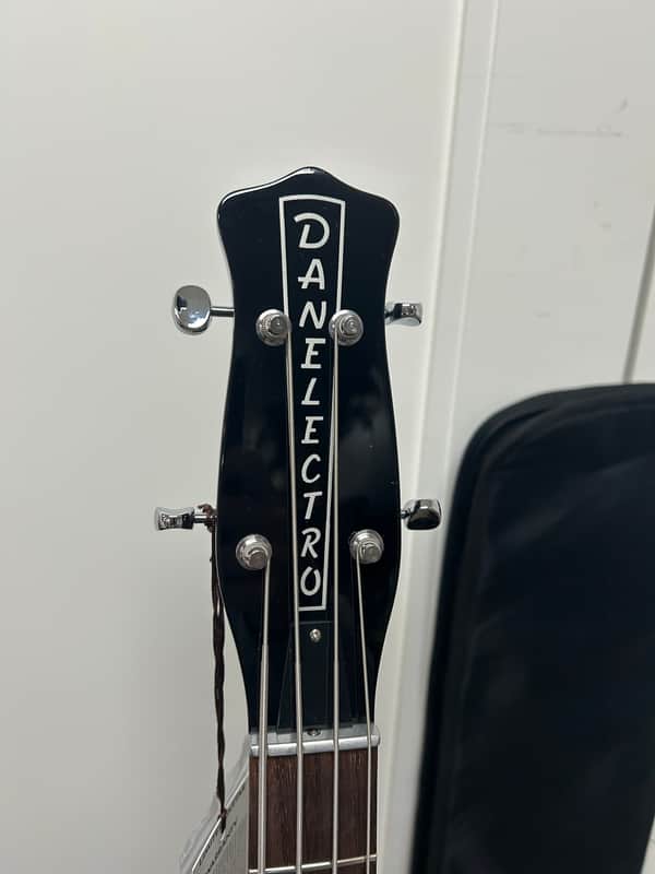 Danelectro Longhorn Bass - Black w/Red Binding - Brand New w/Free Gigbag