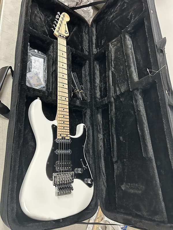 Charvel MJ So-Cal Style 1 HSS FR Electric Guitar - Snow White