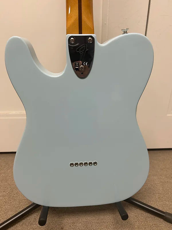 Fender Vintera '70s Telecaster Custom with Pau Ferro Fretboard - Sonic Blue