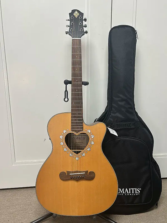 Zemaitis CAF-80HCW-NAT Acoustic Guitar w/Electronics - Natural