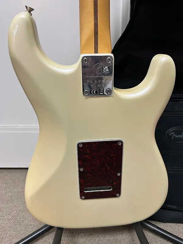 Fender Player Plus Stratocaster Left-Handed with Maple Fretboard - Olympic Pearl