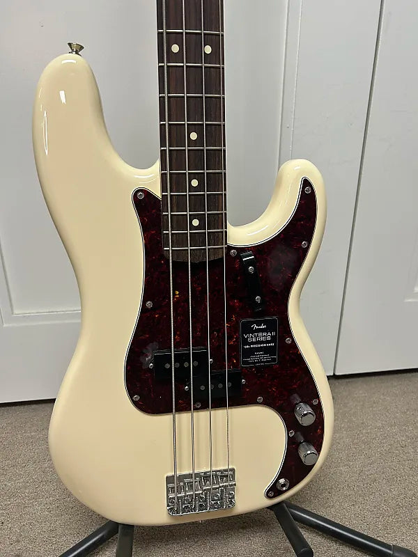Fender Vintera II '60s Precision Bass - Olympic White