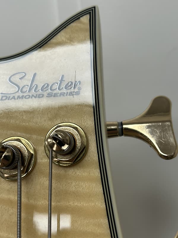 Schecter Omen Extreme-4 Four String Bass Guitar - Natural