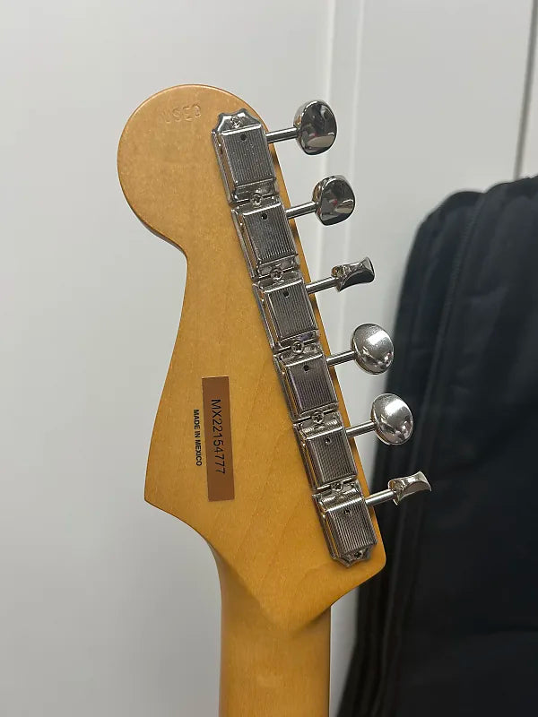 Fender Vintera '60s Stratocaster Modified with Pau Ferro Fretboard - Olympic White