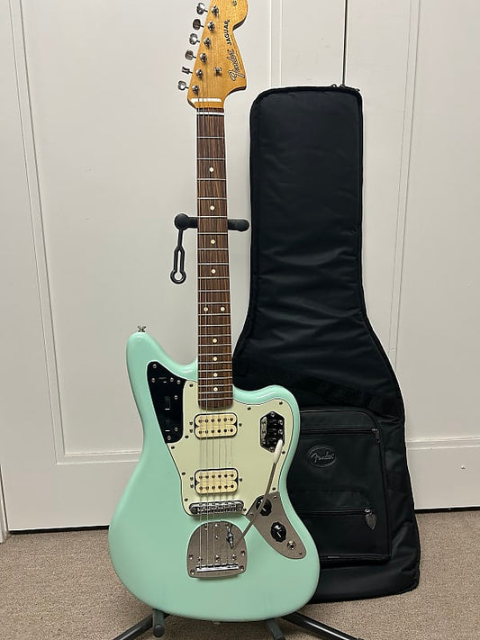 Fender Vintera '60s Jaguar Modified HH with Pau Ferro Fretboard - Surf Green