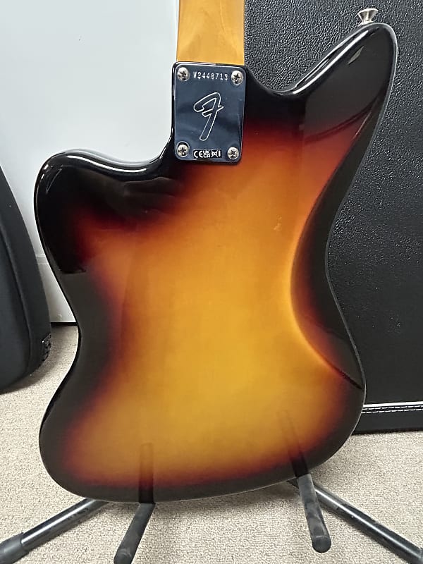 Fender American Vintage II '66 Jazzmaster - 3-Color Sunburst