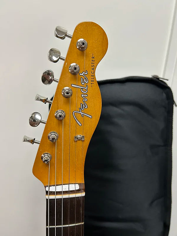 Fender Vintera II '60s Telecaster with Rosewood Fretboard - Fiesta Red