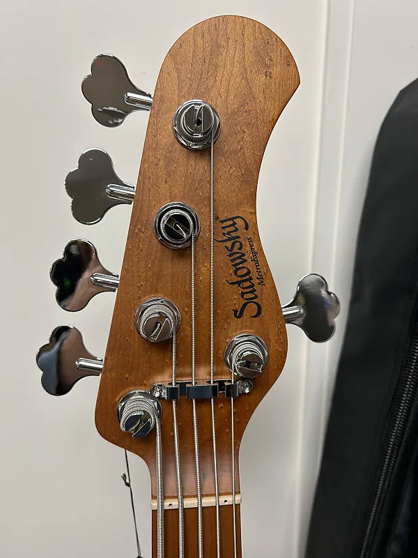 Sadowsky MetroExpress Vintage J/J Bass 5-String with Maple Fretboard - Olympic White
