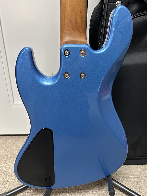 Sadowsky MetroExpress 21 Fret Vintage M/J Bass 5 String Morado Fretboard - Ocean Blue Metallic