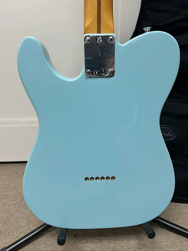 Fender Vintera '50s Telecaster Modified with Maple Fretboard - Daphne Blue