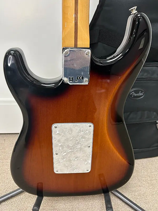 Fender Dave Murray Artist Series Signature Stratocaster HHH - 2-Color Sunburst