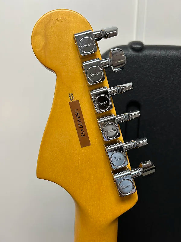 Fender American Professional II Jazzmaster with Rosewood Fretboard - 3-Color Sunburst