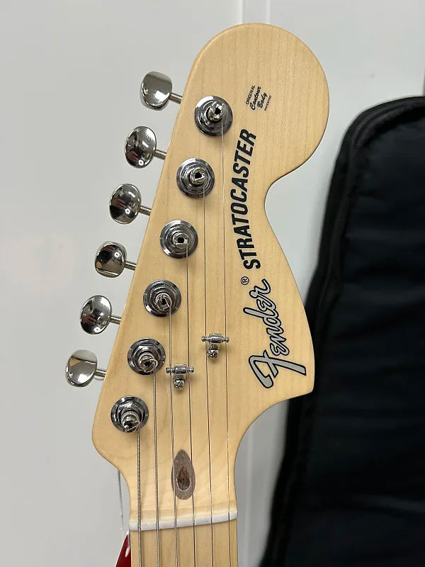 Fender American Performer Stratocaster HSS with Maple