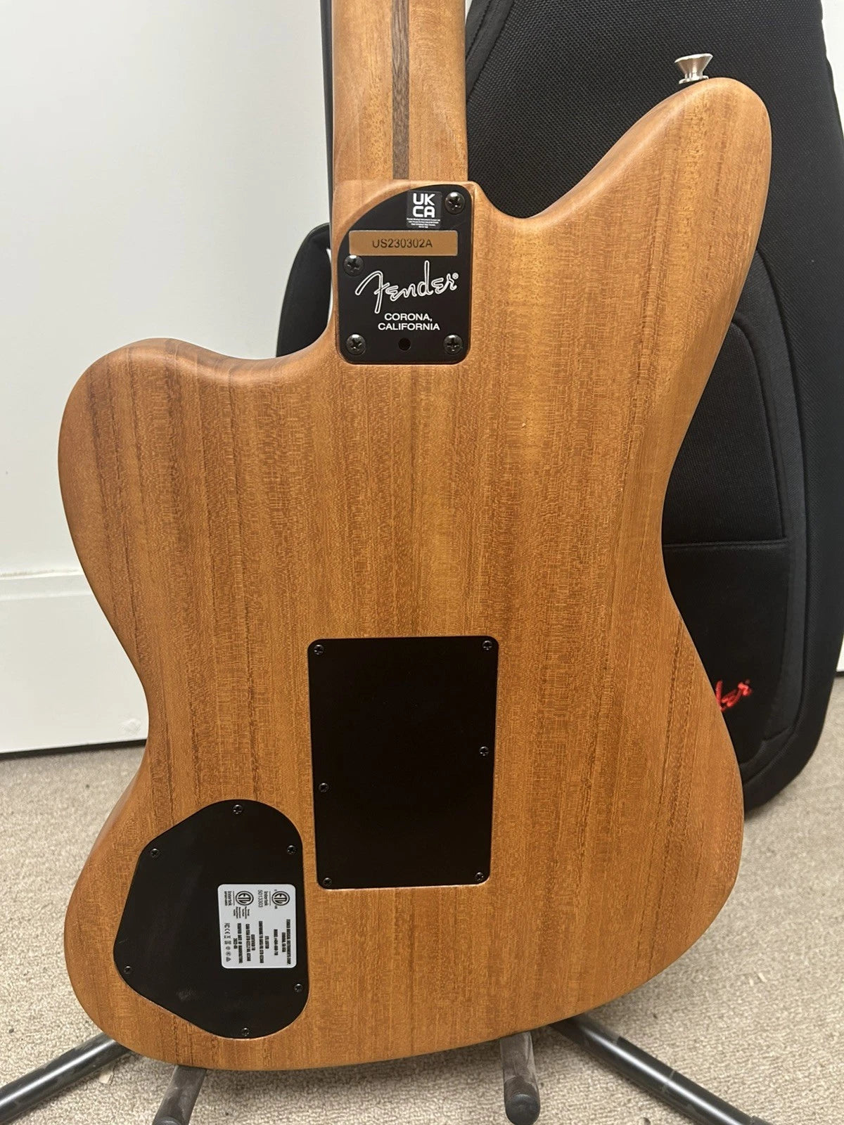 Fender American Acoustasonic Jazzmaster Acoustic Electric Guitar All-Mahogany - Natural